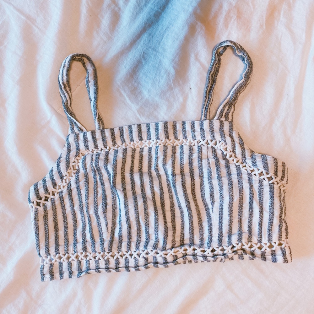 American Eagle cropped tank!